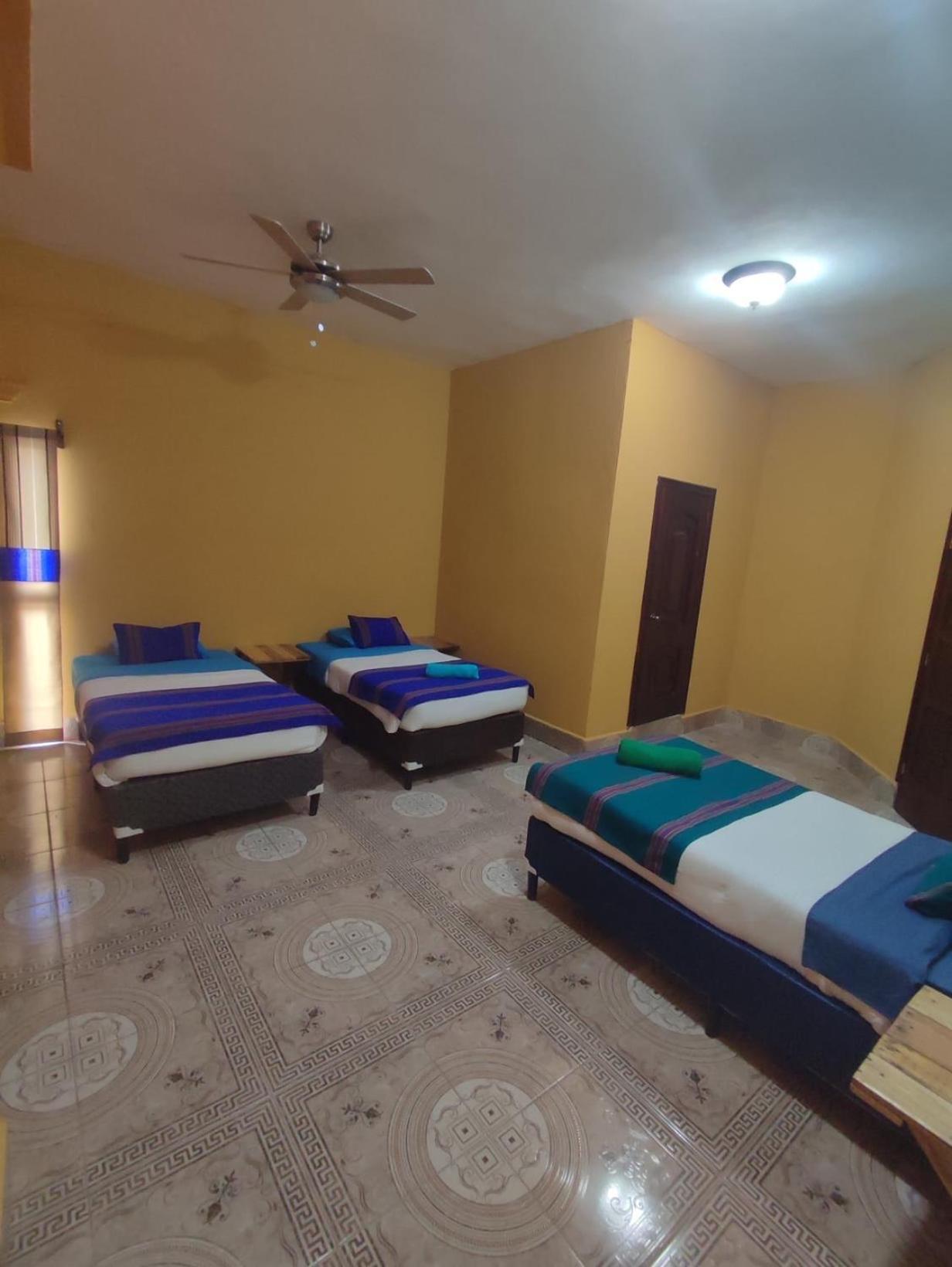 La Casa Colorada Pansiyon San Benito Dış mekan fotoğraf