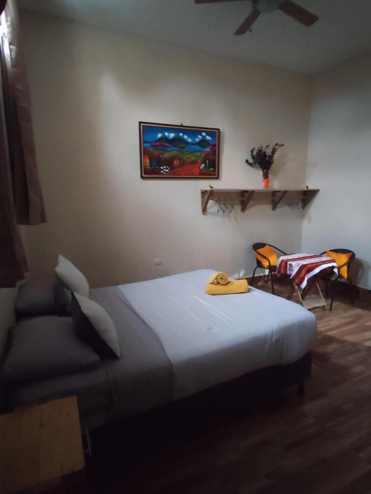 La Casa Colorada Pansiyon San Benito Dış mekan fotoğraf